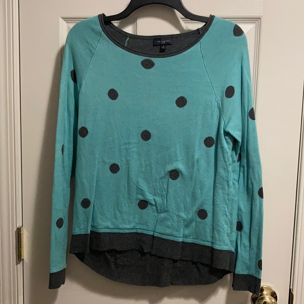 🟡 The Limited Women’s Fitted Polka-dot Sweater (size M)